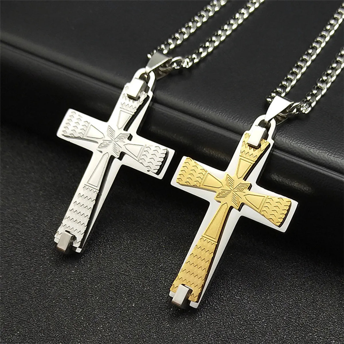 Best necklaces and pendants with floral designs for a feminine and elegant feel-Simple Style Cross 304 Stainless Steel Plating Unisex Pendant Necklace