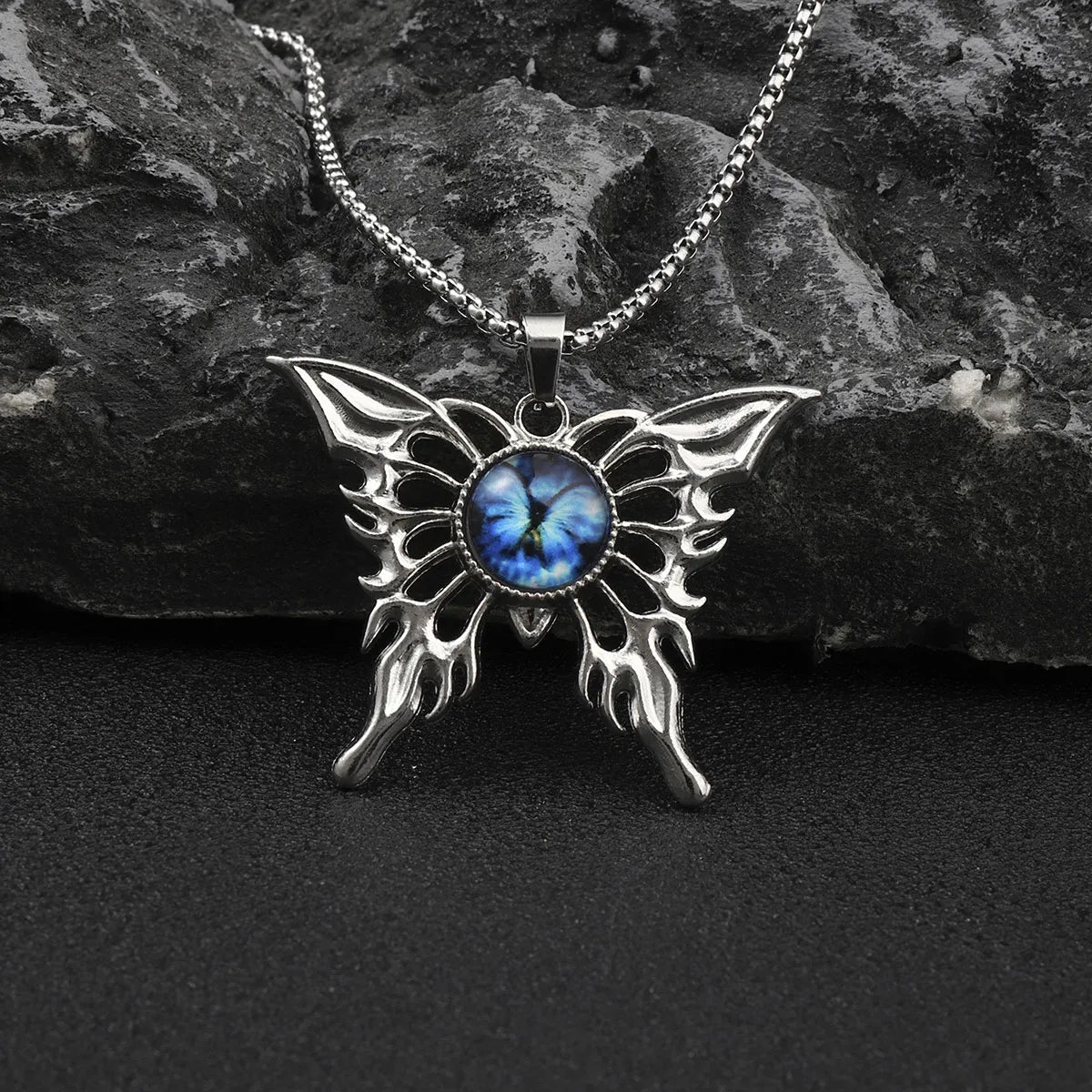 Best necklaces and pendants with emerald gemstones for a rich, sophisticated design-Hip-Hop Butterfly Devil'S Eye Zinc Alloy Plating Men'S Pendant Necklace