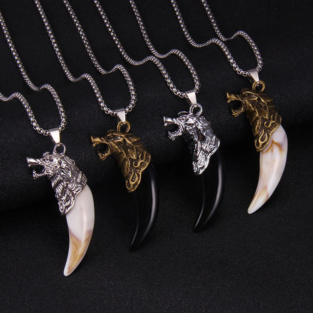 Personalized necklaces and pendants with coordinates for a meaningful location-based gift-Ethnic Style Wolf Tooth Stainless Steel Alloy Inlay Acrylic Men'S Pendant Necklace