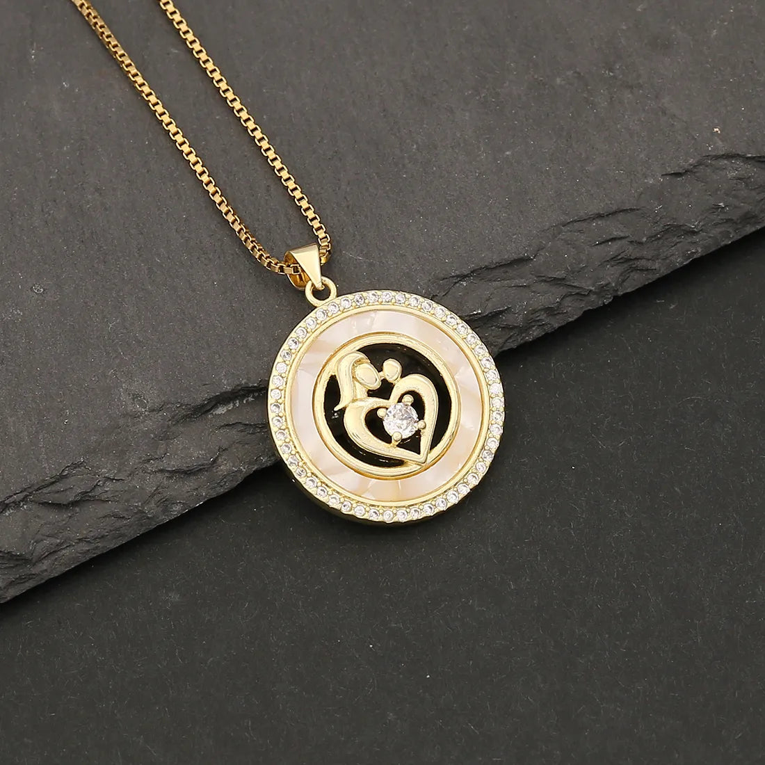 Unique necklaces and pendants with custom birthstone arrangements for personalization-304 Stainless Steel Copper 18K Gold Plated Simple Style Classic Style Plating Heart Shape Zircon Pendant Necklace