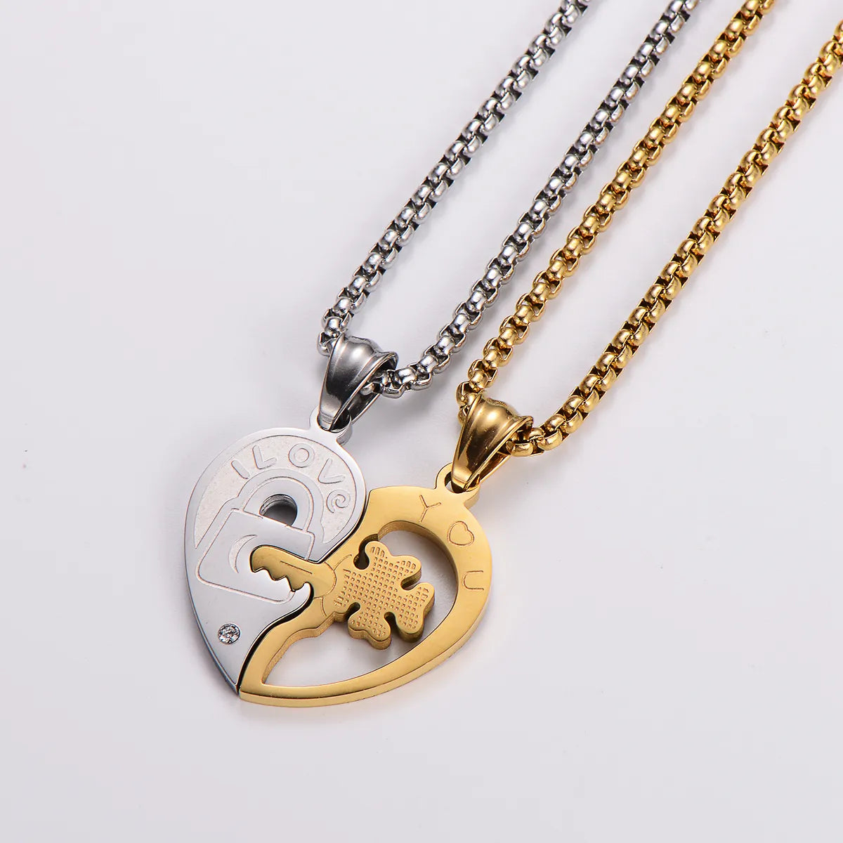 Necklaces and pendants with sun and moon motifs for a celestial-inspired design-Hip-hop Simple Style Heart Shape Stainless Steel 18k Gold Plated Pendant Necklace