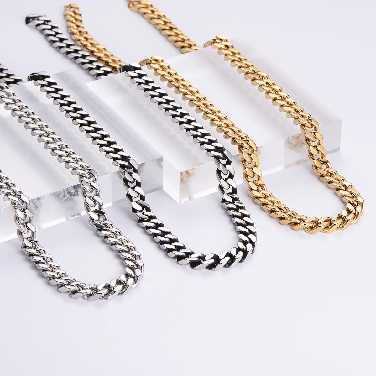 Best necklaces and pendants with matching rings for a coordinated jewelry set-Hip-hop Rock Solid Color Stainless Steel Polishing Plating 18k Gold Plated Long Necklace