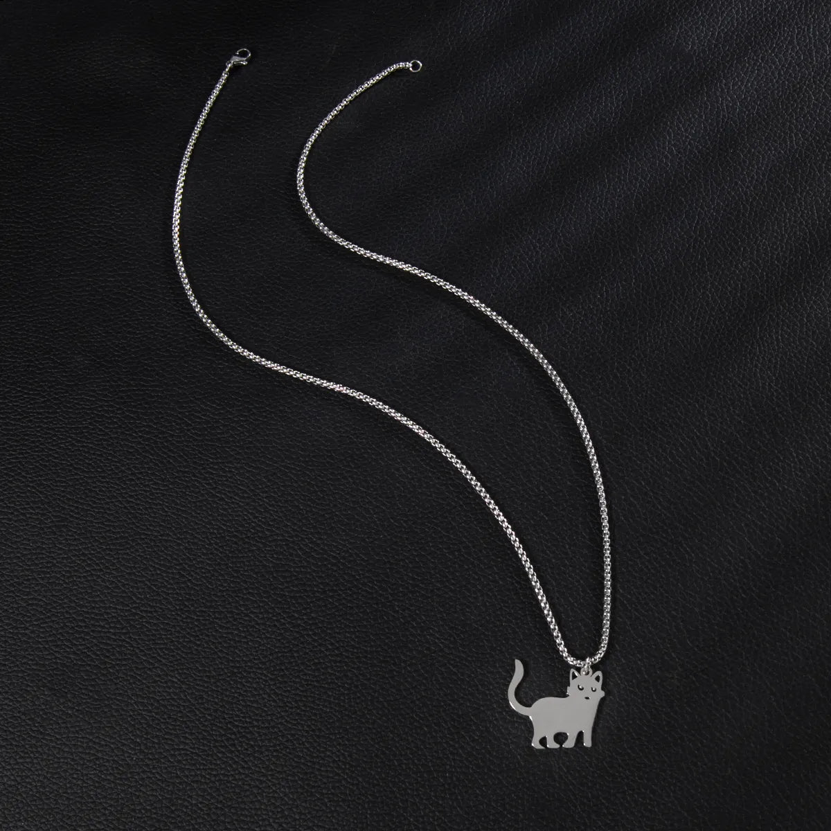 Beautiful necklaces and pendants with diamond-encrusted designs for maximum sparkle-Basic Simple Style Classic Style Cat 201 Stainless Steel Unisex Pendant Necklace