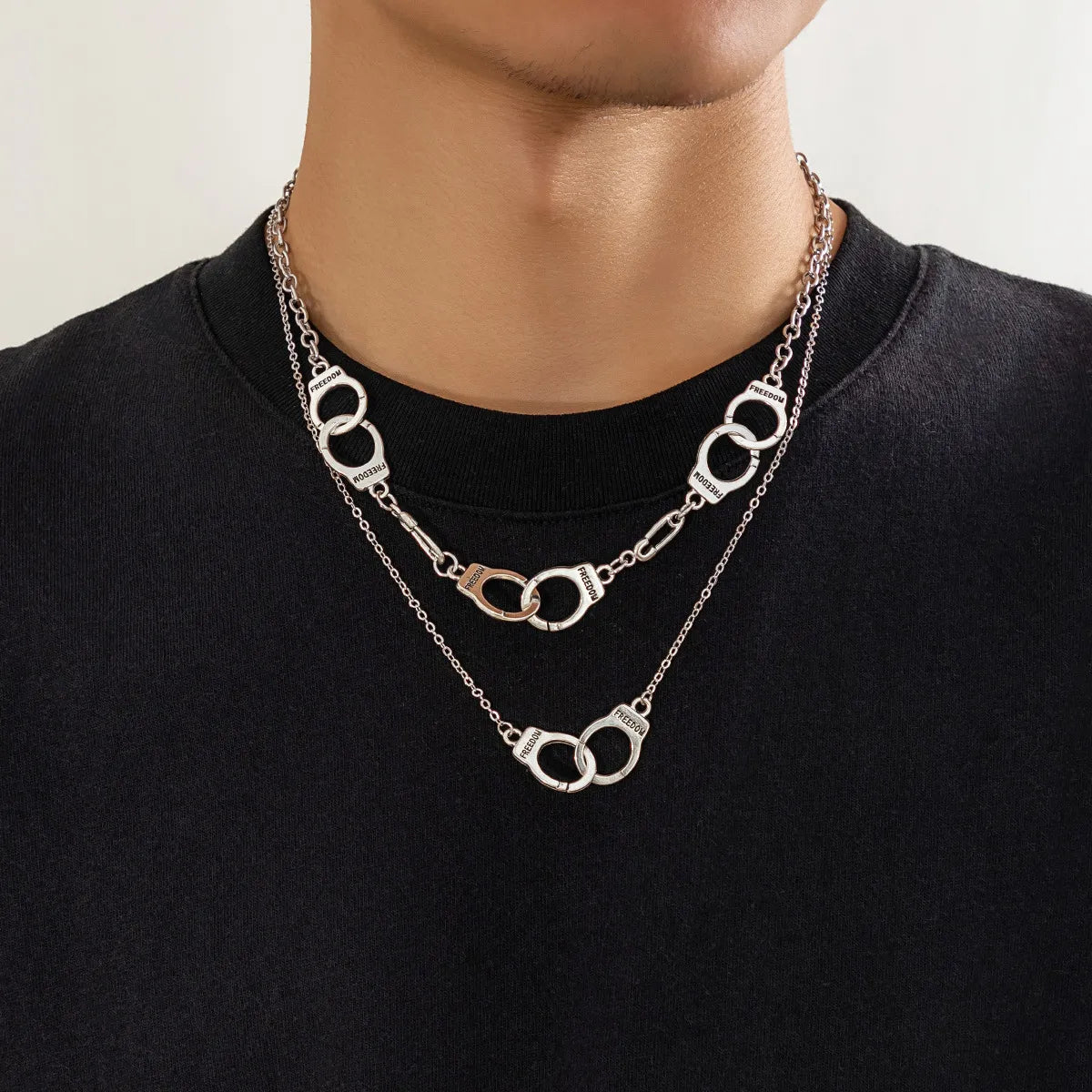 Best necklaces and pendants with rose gold for a warm and romantic appeal-Simple Style Classic Style Solid Color Iron Chain Men'S Layered Necklaces