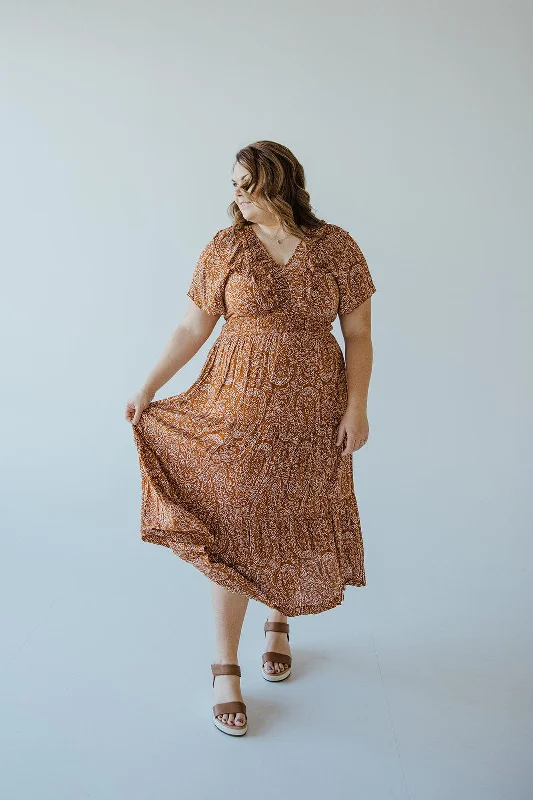 Plus size dresses for bridal parties glow elegantly -Sandals for comfortable sightseeing trips -Plus size dresses for modern women -PAISLEY MIDI-LENGTH DRESS WITH RUFFLE DETAIL