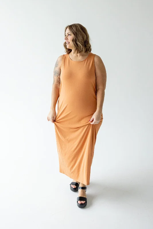 Plus size dresses with lightweight materials feel easy -Waterproof sandals for women -Plus size midi dresses -ROUND NECK TANK SLIP DRESS