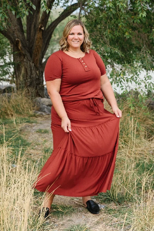 Plus size dresses featuring earthy tones are grounding -Sandals for walking on sand -Plus size dresses with wide straps -Ivy Maxi Skirt