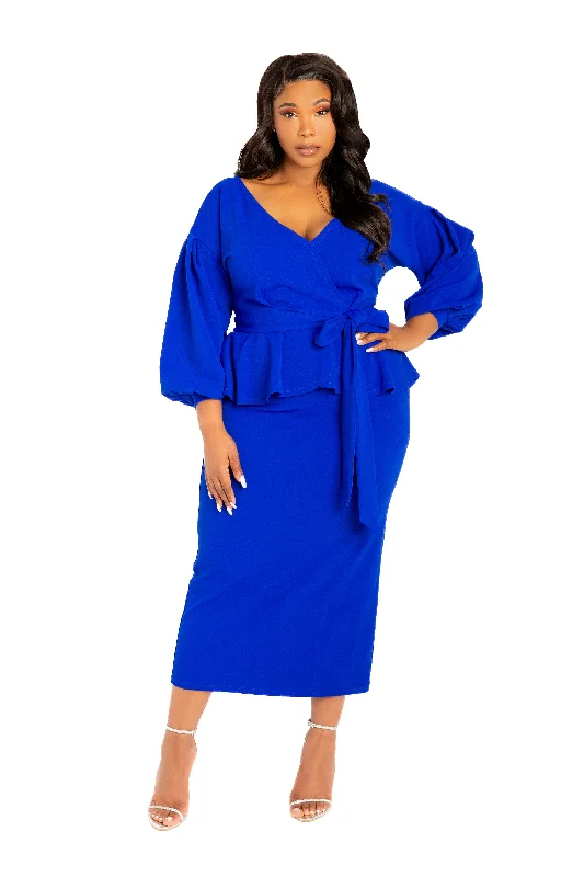 Plus size dresses featuring vibrant colors lift moods -Sandals with a wedge heel -Plus size dresses for birthday parties -Off Shoulder Peplum Midi Dress