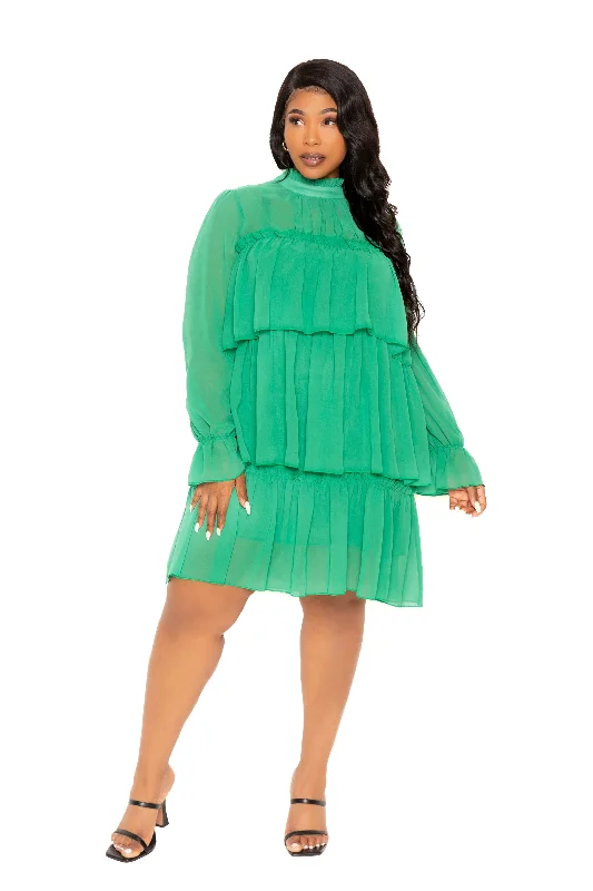 Plus size dresses with tough fabrics age well -High heel sandals for women -Plus size dresses with deep V-neck -Tiered Mini Dress