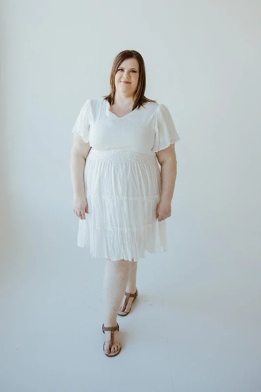 Plus size dresses featuring gemstone details shine subtle -Sandals for comfortable sightseeing trips -Plus size dresses for modern women -MIDI-LENGTH TIERED FLUTTER SLEEVE DRESS IN COTTON