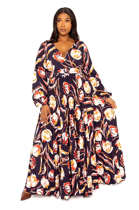 Plus size dresses with scoop necklines feel classic -Sandals for long walks in the city -Plus size dresses for small waist -Floral Pleated Maxi Dress with Belt