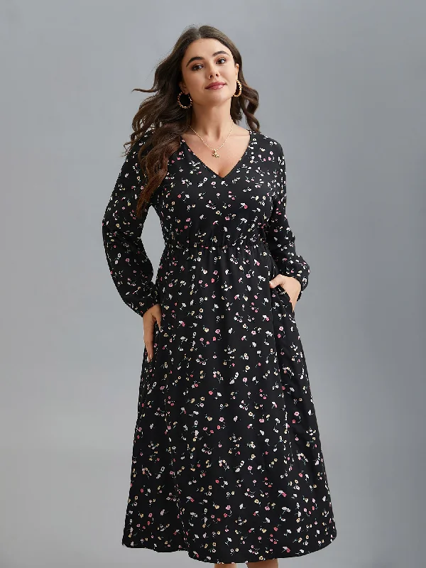 Affordable plus size dresses for casual days stay chic -High heel sandals for women -Plus size dresses with deep V-neck -Floral Print V-Neck Waist-Defined Midi Dress